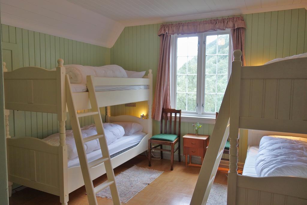 Florli 4444 Hostel Floyrli Extérieur photo